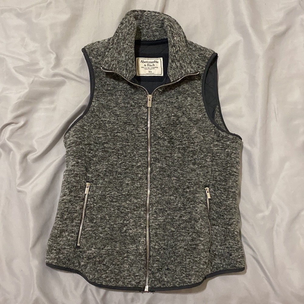 Abercrombie & Fitch Fleece Knit Vest NWOT.